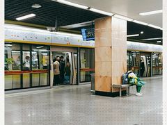 -芳村(地铁站)