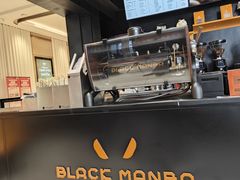 -黑曼巴咖啡(重庆渝北吾悦广场店)