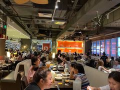 大堂-大头虾越式风味餐厅(光明广场店)