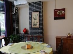 包厢-陈寔包子王·卤煮小肠·京味小吃(龙潭店)