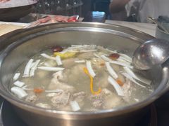 -喃喃椰·糟粕醋·椰子鸡火锅(七堡花园店)