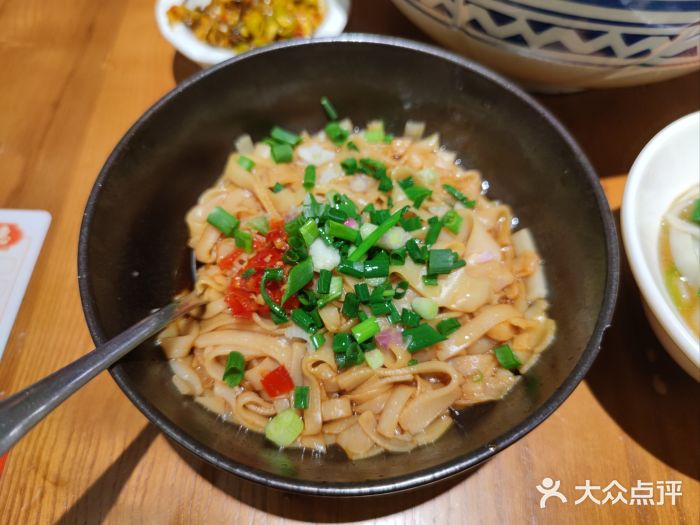 三两粉(深圳壹方城店)猪油拌粉图片
