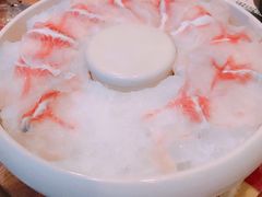 -老牌坊云南鱼豆花火锅(嵩山店)