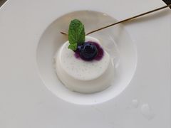 -MONICH牛排融合餐厅(和义大道购物中心店)