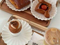 -VERIE BAKEHOUSE