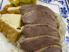 鹅肉饭-正斗潮州卤鹅