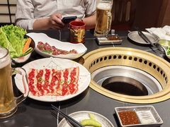 -山川小町·极番烧肉(新地假日广场店)