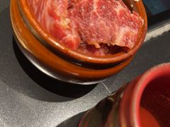 -山川小町·极番烧肉(新地假日广场店)
