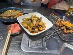 -马路牙子烧烤馄饨酒馆(望京店)