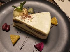 -HIGH FIVE哈福手工汉堡(桂林路店)