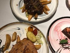 -哈布斯扒房(华发商都店)