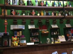 -香巴拉云南餐厅(华莱坞店)