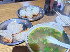 -黄阿姨锅贴大王(万航渡路店)