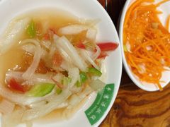 洋葱小菜-217丰惠源抓饭(江乾路店)