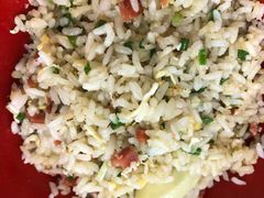 -江城燕子大排档(江汉路步行街店)