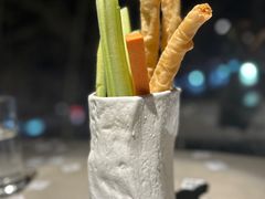 -穹六人间 people 6(岳阳路店)