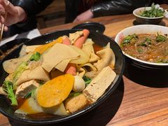 -万记麻辣烫国展总店