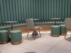 -奈雪的茶(亨特国际广场店)