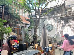 -四方小吃·白族庭院餐厅