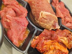 -啊美丽炭火烤肉(滑翔一店)