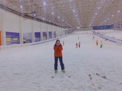 -乔波室内滑雪场