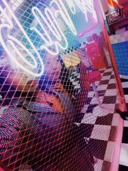 -变画·发型STUDIO