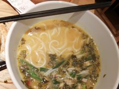-云味馆过桥米线(皇庭广场店)