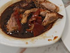 -余杨鸭鸭餐厅