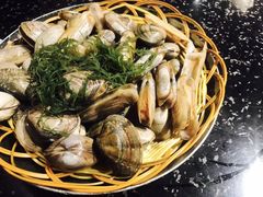 -日进一片海.生腌海鲜火锅.宵夜烧烤(三里屯总店)