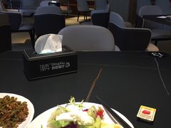 -涨巢·潮玩水疗局