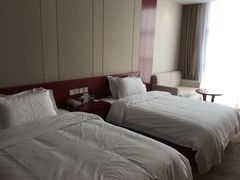 -兴芮温泉度假区