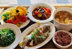 -臻康乃馨月子中心(凯宾斯基店)
