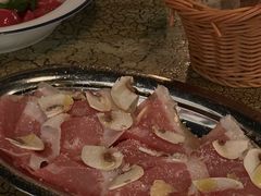 -羽深肉铺 Steak & Wine