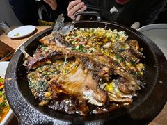 -聚鑫朋酸菜肥肠(文艺路口店)