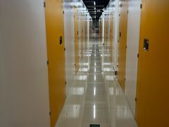 -安东易迷你自助仓储寄存仓库(草桥店)