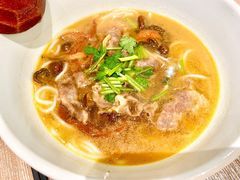 老鸡野生菌肥牛米线-云味馆·云南菜·云南米线(景田店)