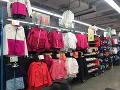 -迪卡侬(西三旗店)