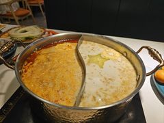 -椰子湾·海南火锅·糟粕醋·椰子鸡(正大广场店)