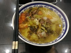-鸿兴面馆馄饨小笼(稻香店)