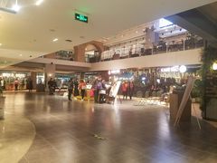-查特花园美食广场(西单大悦城店)