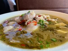 特色酸菜鱼-杭百味·大众精选杭帮菜(西湖音乐喷泉店)