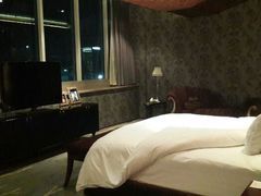 android_upload_pic-苏州金鸡湖中茵皇冠假日酒店