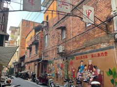 -梁阿婆廿年老牌扣肉糯米饭
