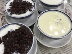 -周大娘牛乳(旧寨古村总店)