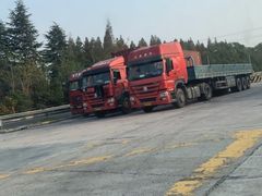 -小昆山服务区-停车场