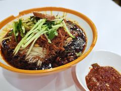 -三姐妹冷面馆(保卫路店)