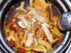 -野菌皇海景野生菌火锅(滨海大道店)