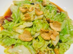 油渣手撕包菜-老阿妈蒙古村·蒙古包·草原文化·歌舞表演(老君堂店)