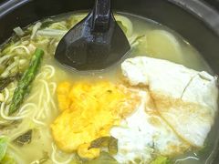 -白玉兰食品甜凤店(合生汇店)