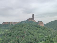 -磬锤峰森林公园